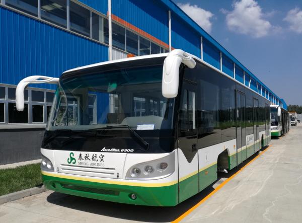 China Durable Low Floor Buses high capcity standard 14 seats diesel engine supplier