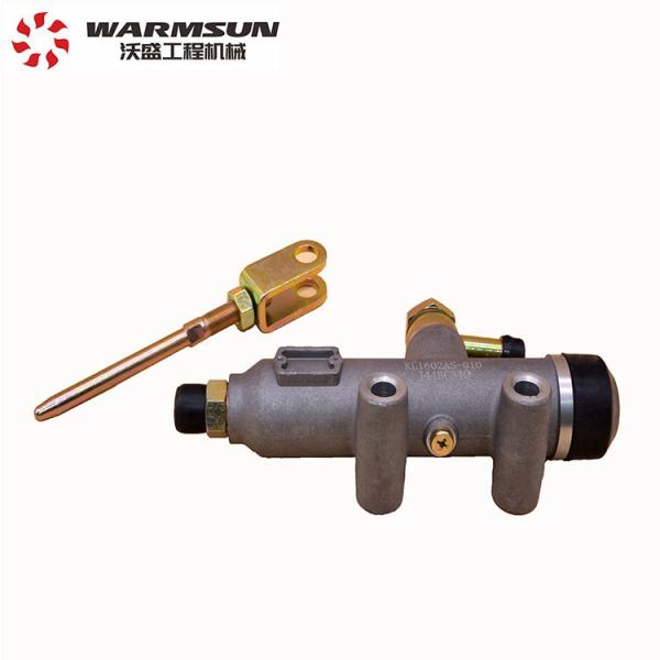 China 60118738 Hydraulic Clutch Master Cylinder KL1602AS-010 For Truck Crane supplier
