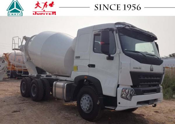 China Durable HOWO Concrete Mixer Truck Smooth Operation With 380 Hp Euro IV Engine supplier
