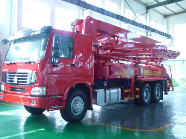 China 125M3 / H 21m Concrete Pump Truck With With Big Bearing Capacity And Small Swing supplier