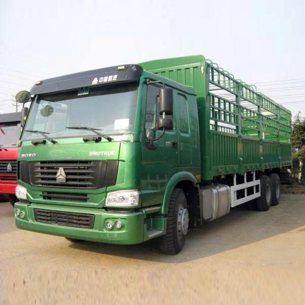 China 40 Ton Euro Ii Zf8118 Steering Heavy Cargo Truck 336hp With Single Bed supplier
