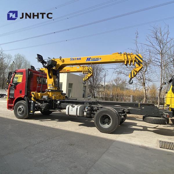 China FAW 4X2 Drive Wheel Crane Boom Truck With 6 – 10 Ton supplier
