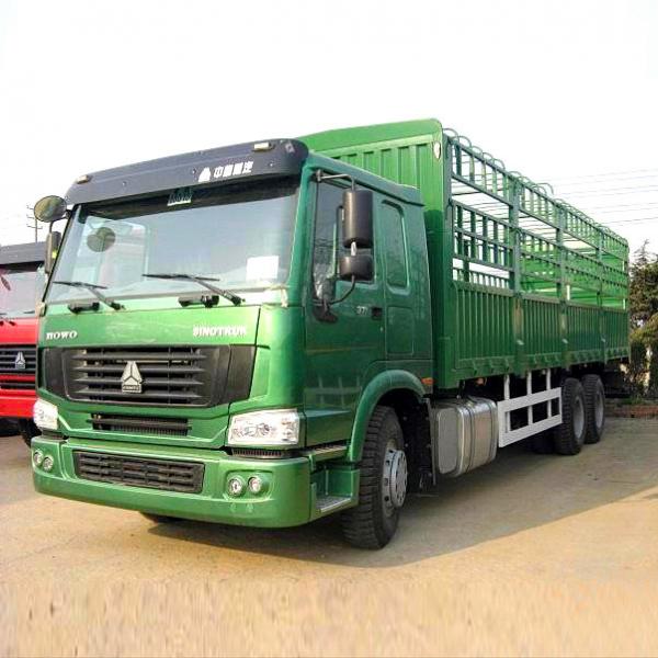 China Green 6 X 4 371HP Heavy Duty Trucks 40 Tons One Bed Loading To Transport Cargo supplier