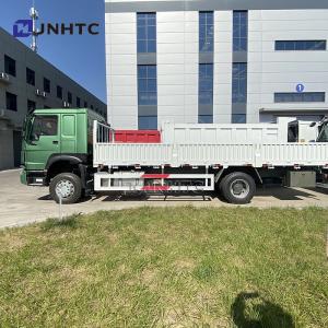 China ODM HOWO Lorry Fence Cargo Truck 4X2 300HP 6 Wheels Cargo Truck supplier