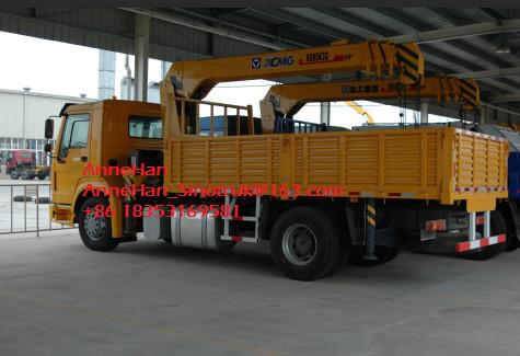 China Sinotruk Howo 4×2 Crane Mounted Truck , 5-10 Ton Xcmg Telescopic Boom Crane supplier
