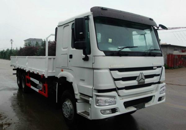 China Sinotruk Iveco Hongyan 8×4 Cargo Dump Truck With 31 Ton Load Capacity supplier