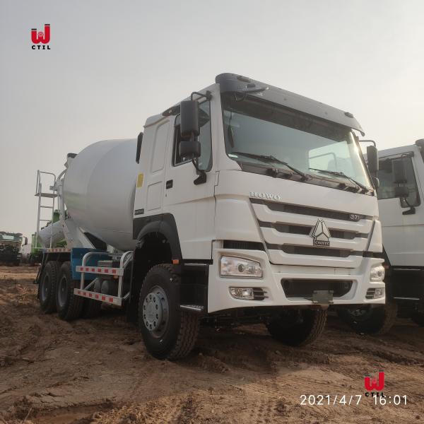 China Euro 2 Concrete Mixer Truck Vehicle 371hp Left Hand Drive supplier
