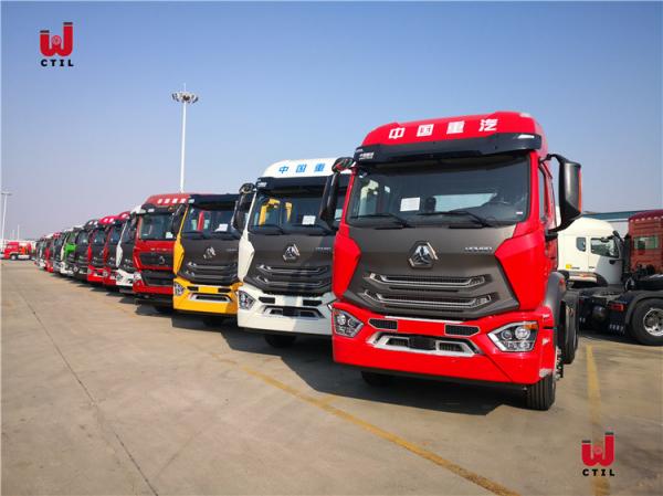 China Semi Truck Brand HOWO E7 RHD 10 Wheelers Tractor Trailer Truck Heavy Duty Tractor Truck supplier