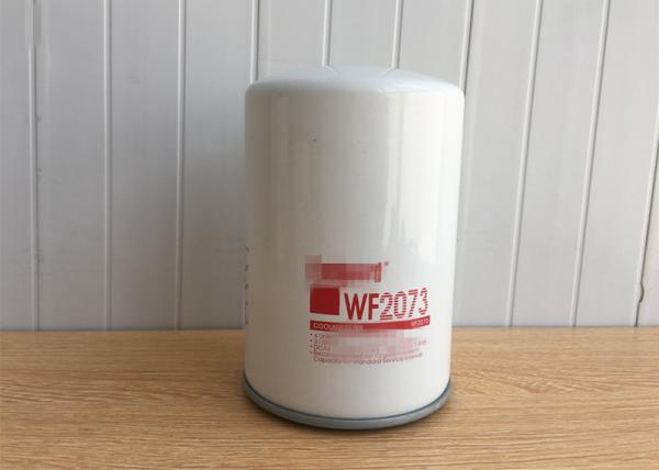China High Efficient Car Coolant Filter WF2073 WA 923/5 WA 956/1 ISO9001 Certification supplier