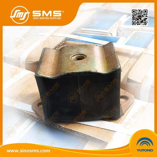 China 3524-00580 Engine Mounting Rubber Support YUTONG Bus Spare Parts supplier