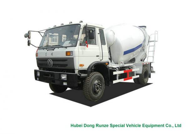 China Industrial 4×2 / 4×4 Mobile Concrete Agitator Truck 6 Cbm With 3 Seater supplier