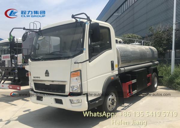 China Sinotruk HOWO 4×2 RHD 5000L Stainless Steel Water Tanker Truck supplier