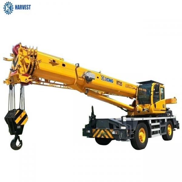 China 50km/H XCMG RT25 Max Lifting Height 44m 25 Ton Rough Terrain Crane supplier