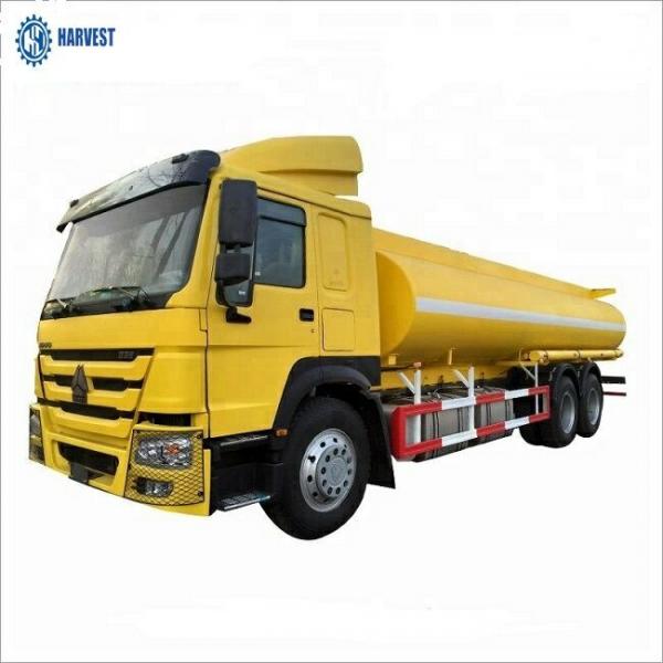 China Sinotruk 6×4 371hp 28000L 4 Compartments Diesel oil tanker lorry supplier