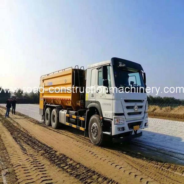 China XCMG XKC163 200ton Special Purpose Truck For Powder Spreading supplier