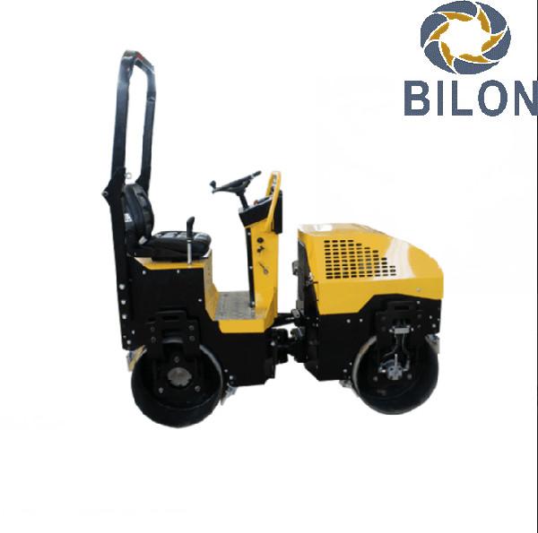 China Self Propelled Vibratory Road Roller 4 Stroke 2 Tons Ride on Asphalt Compaction supplier