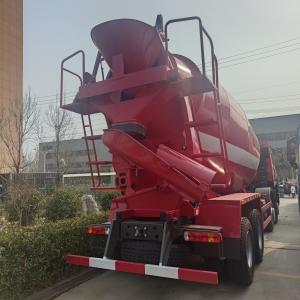 China LHD 8X4 SINOTRUK HOWO Concrete Mixer Truck 371HP supplier