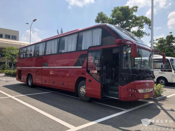 China 2011 Year Used Coach Bus 12m 24-55 Seats Diesel Engine With AC Equipment supplier