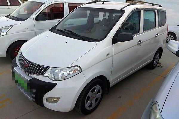 China 2014 Year Wuling Used Car 7 Seats Mini Bus Used Cars Gasoline Fuel LHD Drive supplier