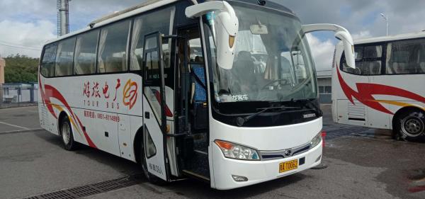 China 2015 Year Diesel 168kw Kinglong XMQ6898 Used Coach Bus 39/45 Seats Luxury Seats supplier