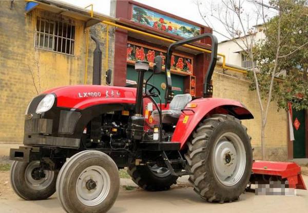 China 2017 Year Used Agriculture Machinery Second Hand Farm Tractors Lx1000 supplier