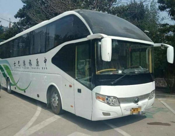 China 25L/Km Luxury Used Yutong Buses 53 Seats Euro III Tour Passenger Bus supplier