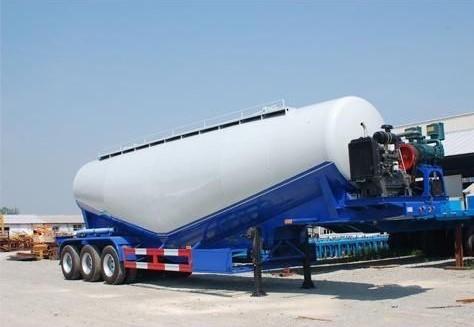 China 25m3 Tanker Capacity Second Hand Semi Trailers Tanker For Constructions supplier