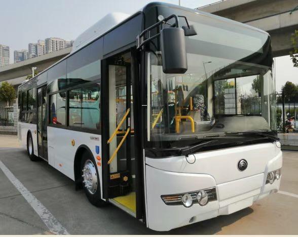 China 32 / 92 Seats Used Yutong City Bus Zk6105 With CNG Fuel For Public Transportation supplier