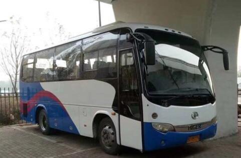 China 33 Seats Used Tour Bus 2010 Year / Higer Brand YC Engine Passenger Coach Bus supplier