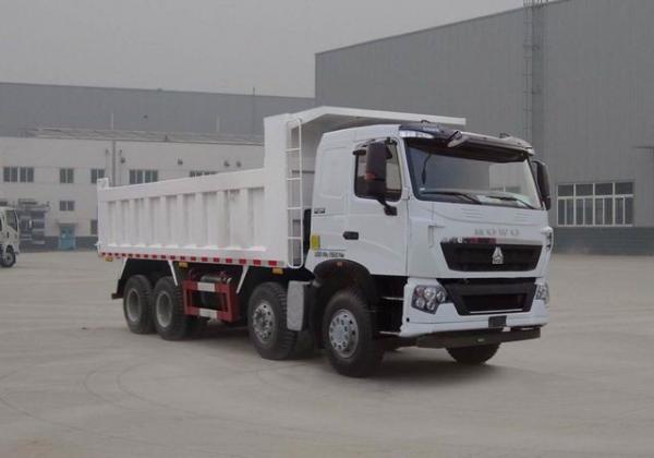 China 380HP HOWO A7 Used Dump Truck Front Side Lifting Type 300L Fuel Tanker Capacity supplier