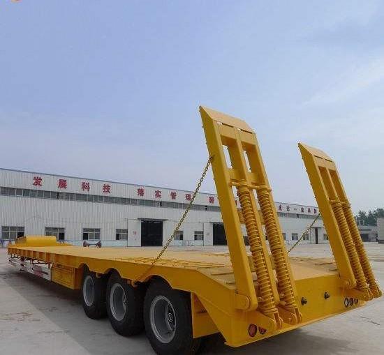 China 50T Loading Capacity Second Hand Semi Trailers With Carbon Steel Flat Bed supplier