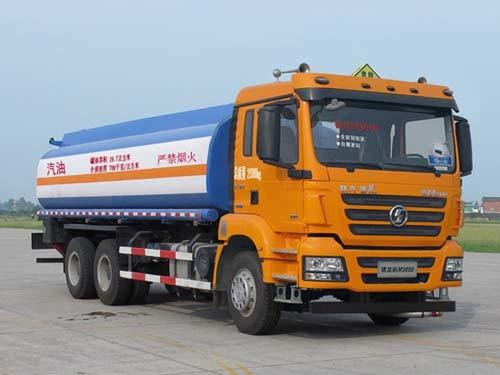 China 6×4 Drive Mode Used Oil Trucks , Used Truck Fuel Tanks 19.7 M3 Volume supplier