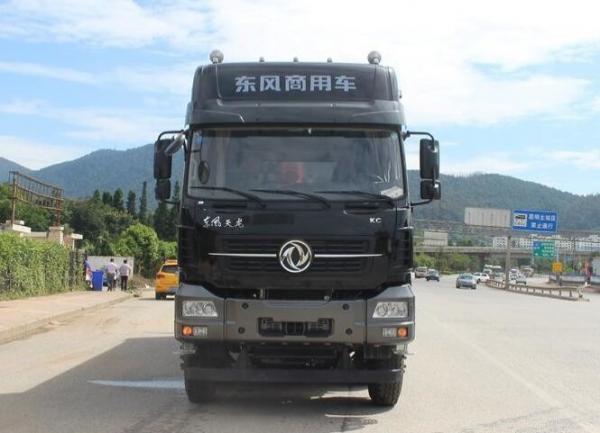 China 8×4 Drive 420HP Euro IV / V Used Work Trucks With Dongfeng Cummins Engine supplier