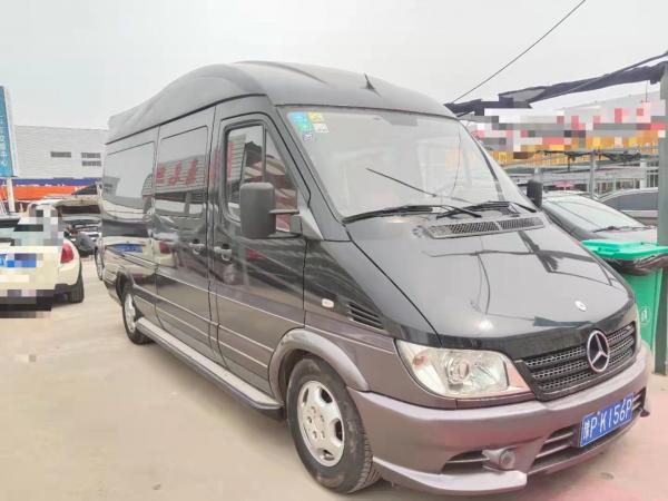 China 9 seat 2012 year used Mercedes-Benz luxury business vehicle Used Mini Bus For Sale supplier