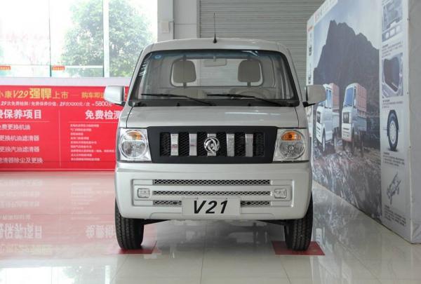 China Dongfeng RHD Mini Truck , Used Mini Vans V21 Diesel Model With Max Power 20KW supplier