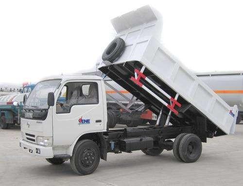 China Dongfeng second hand Diesel Trucks , Used Work Trucks With Air Condition supplier