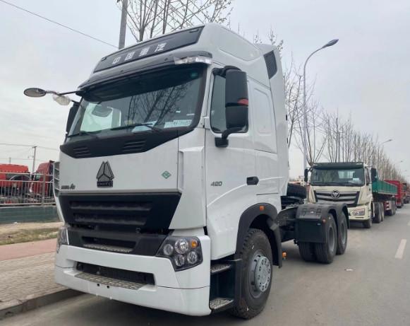 China HOWO A7 Tractor Truck 6*4 Used Diesel Engine Second Hand HOWO 371hp 30tons Tipper Truck supplier
