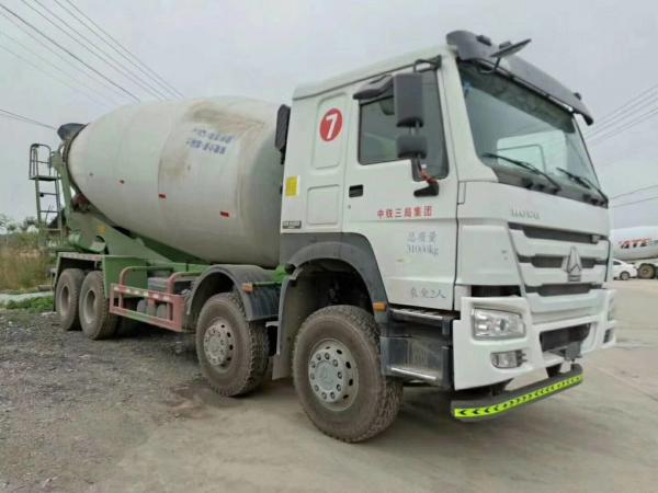 China Howo Brand Used Cement Truck 20 Cubic Lhd 8×4 Diesel 2018 Year supplier