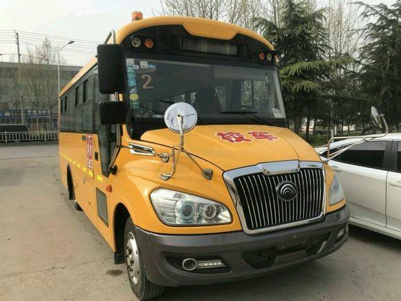 China LHD Diesel Models Second Hand School Van , Used Small School Buses With 37 Seats supplier