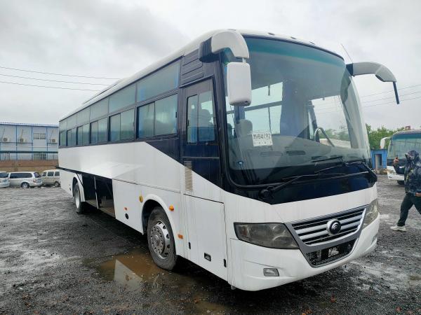 China Right Hand Drive Yutong Used Bus Zk6112d Big Baggage Cabin Silding Window 2+2layout 53seats supplier