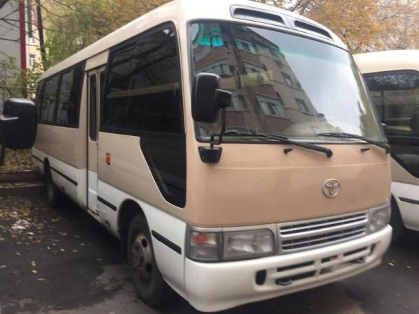 China TOYATO Used Coaster Bus Diesel 6 Cylinder Engine Made 2002 With Good Mileage supplier