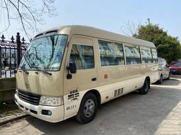 China Used Toyota Coaster Mini Bus in 2011 year Used Diesel Manual Operated Door Buses Used Luxury Bus with 23 Seats supplier