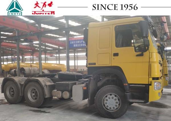 SINOTRUK HOWO Tractor Truck , Howo 6×4 Tractor For Container Transport