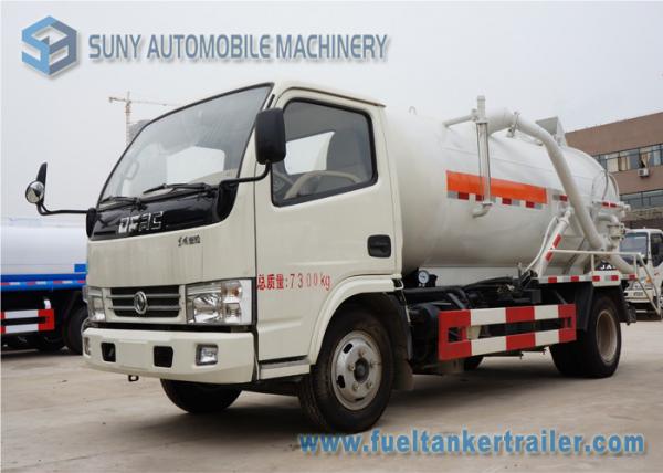 Dongfeng 4000L 100hp Vacuum Tank Truck 4×2 Suction Type Sewer Scavenger