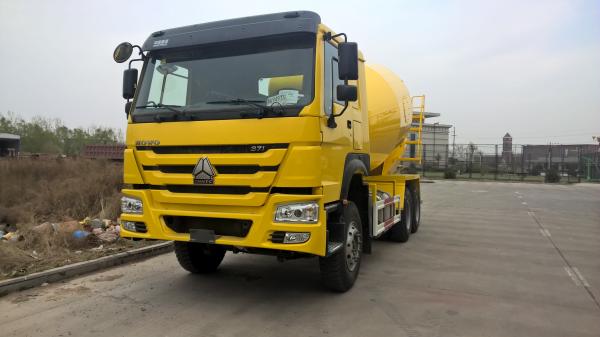 6×4 12 Cubic Meters Sinotruk Howo Mobile Concrete Mixer Truck Sinotruk Howo Yellow Color