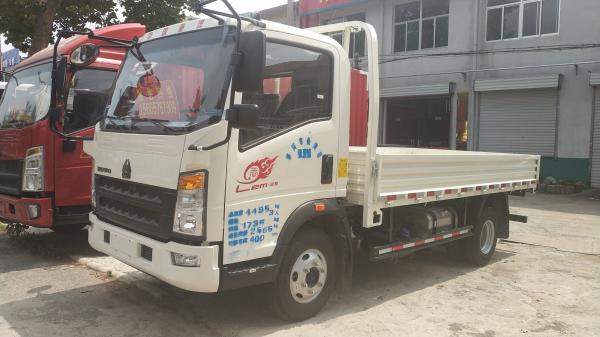 ISO Passed Sinotruk 10T HOWO 4×2 Euro3 Light Cargo Truck Left Hand Drive With AC