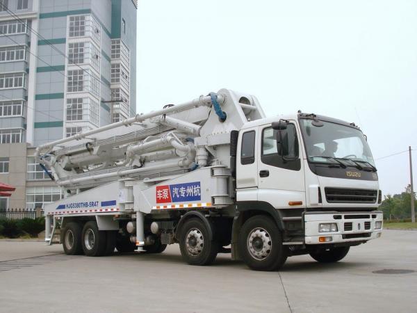 47m 8×4 ISUZU Concrete Pump Trucks , Truck Mounted Concrete Pump