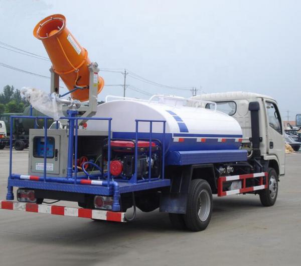 Dongfeng Powerful 5 Ton Pesticide Spraying Truck 4×2 Drive Wheel