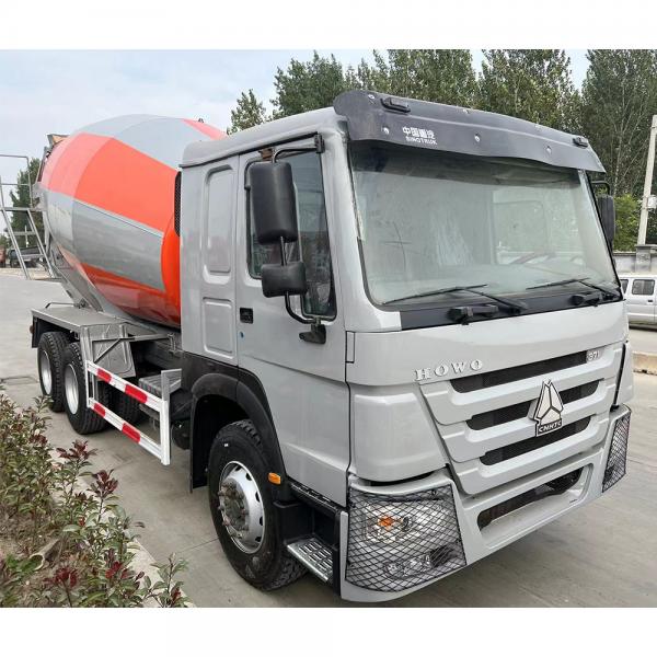 Sinotruk HOWO Used Concrete Mixer Truck 371hp 9920×2500×3990