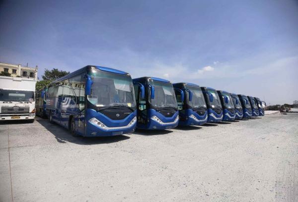 Electric GTZ6112 Used Coach 48 Seats Buses Left Hand Drive Luxury Sleeper Bus